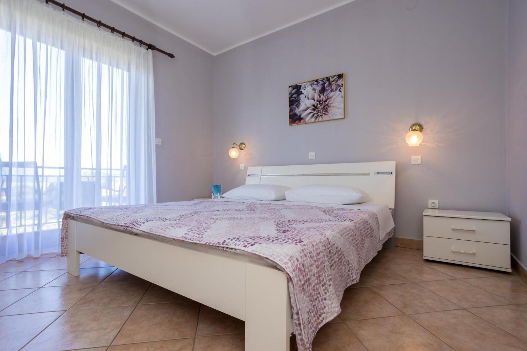 Apartments And Rooms Kod Keti Malinska Exterior foto